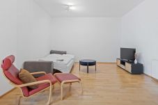 Apartment in Bregenz - Charming Classic Apartment by the Lake