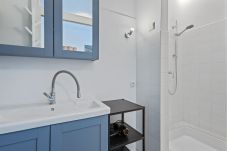 Apartment in Bregenz - ART Bar Falco Suite 