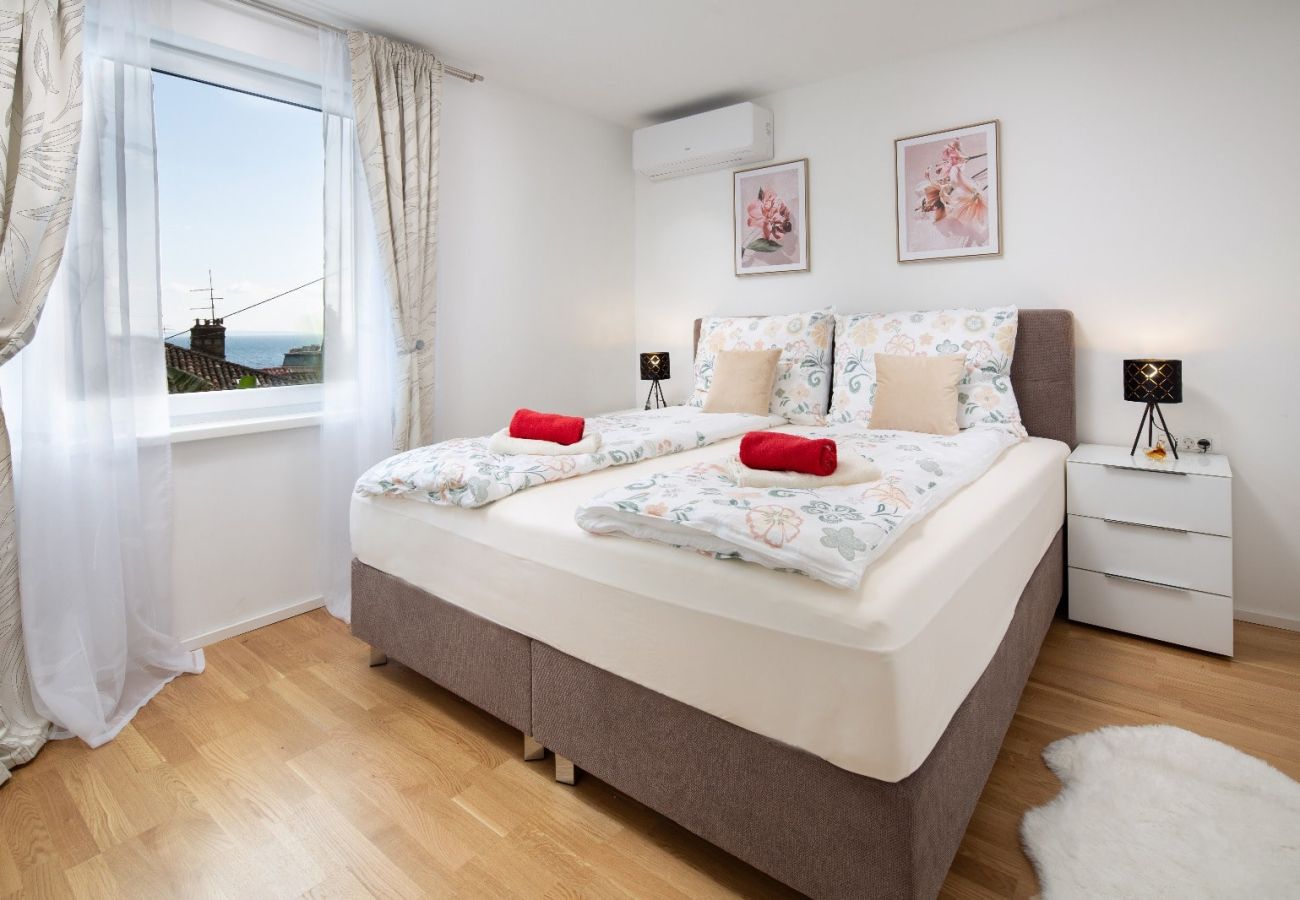 Apartment in Opatija - Azureo Apartment with Ocean view