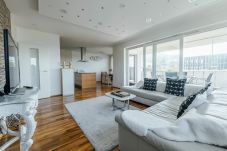 Apartment in Lochau - -