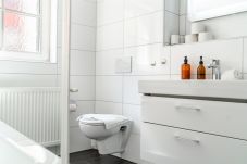 Apartment in Bregenz - VINYL7 Soul | Cozy Apartment with Balcony